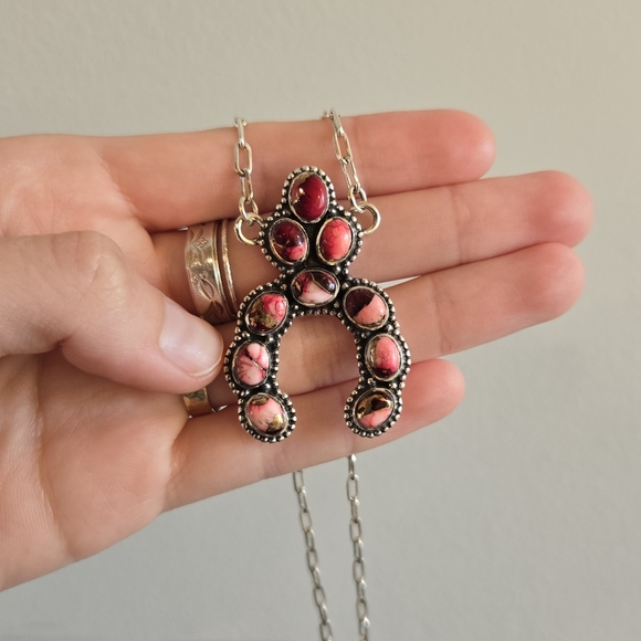 Hand Crafted Jewelry - Rose Dahlia Turquoise Sterling Horshoe Pendant Necklace